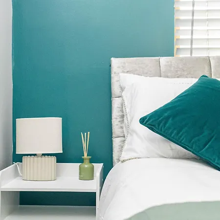 Modern Train Station 2 Bed شقة ليدز