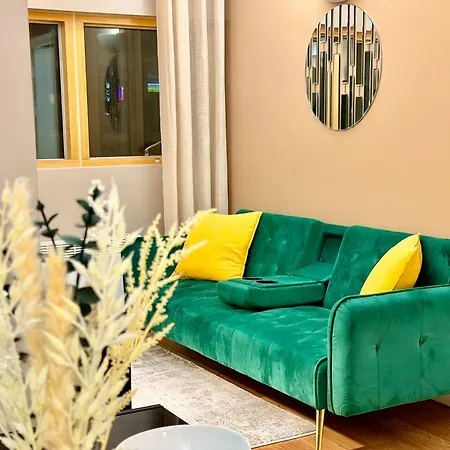 Apartment Modern 2 Bed Near Station Sleeps 5