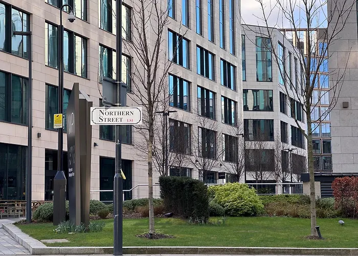 2-bed Cental 2 Min To Train Station