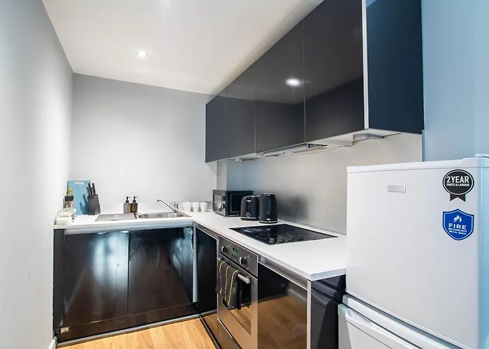 2-bed Cental 2 Min To Train Station *