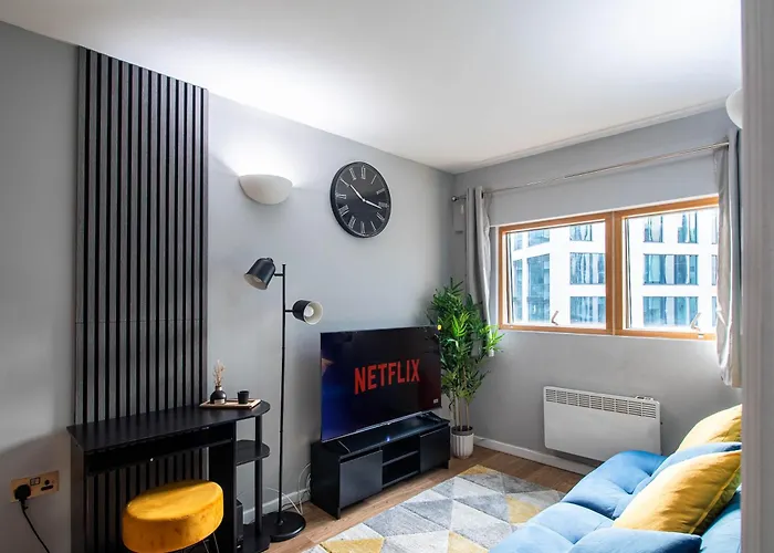 2-bed Cental 2 Min To Train Station *